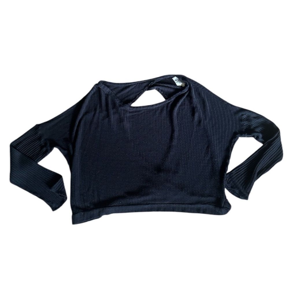 CHASER Lightweight Waffle Knit Long Sleeve Top w/ Cutout Back – Black | Size L